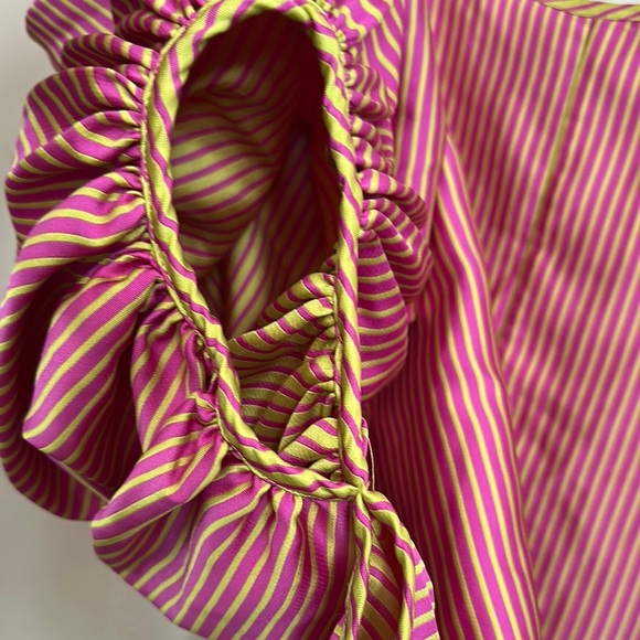 Arianne Pink Blouse with Boxy Relaxed Fit and 3/4 Sleeves - Picture 4 of 9